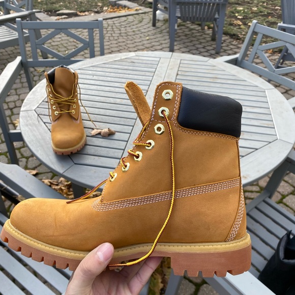 Wheat colour timberland boots mens size 8 - Picture 7 of 9